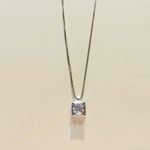 girocollo1-diamante-brillante-gioielli-gioielleria-berluti